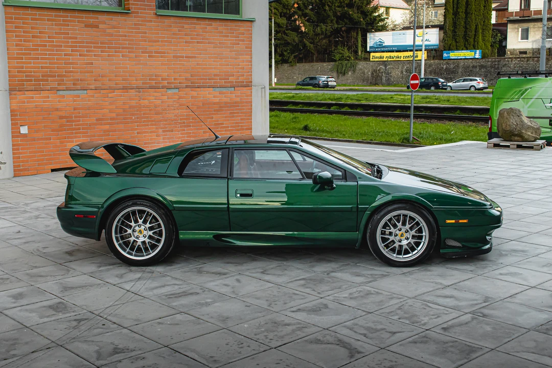 2004 Lotus Esprit Series 4 - Image 18 of 31