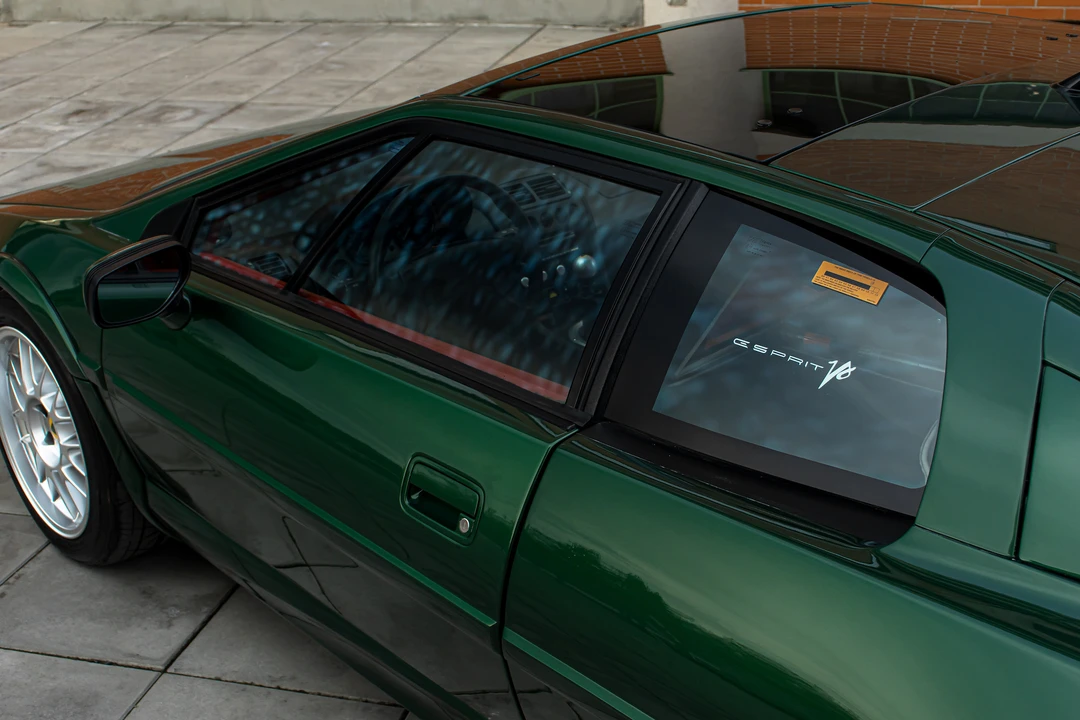 2004 Lotus Esprit Series 4 - Image 30 of 31
