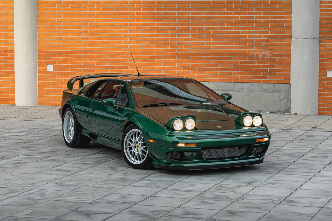 2004 Lotus Esprit Series 4 - Image 2 of 31