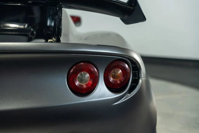 2004 Lotus - Image 29 of 31