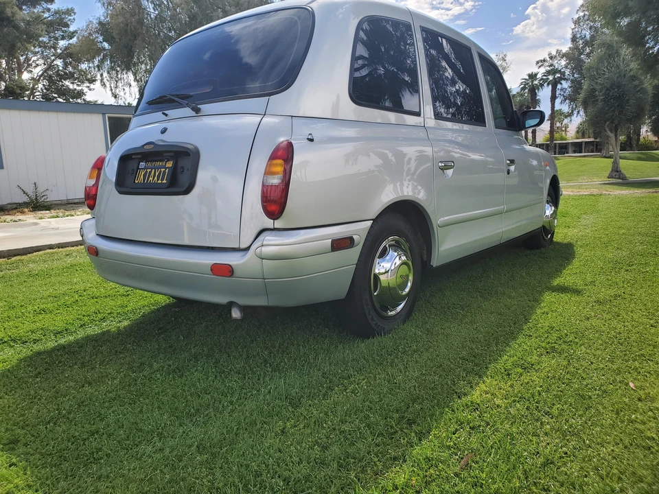 2004 LTI - Image 8 of 31