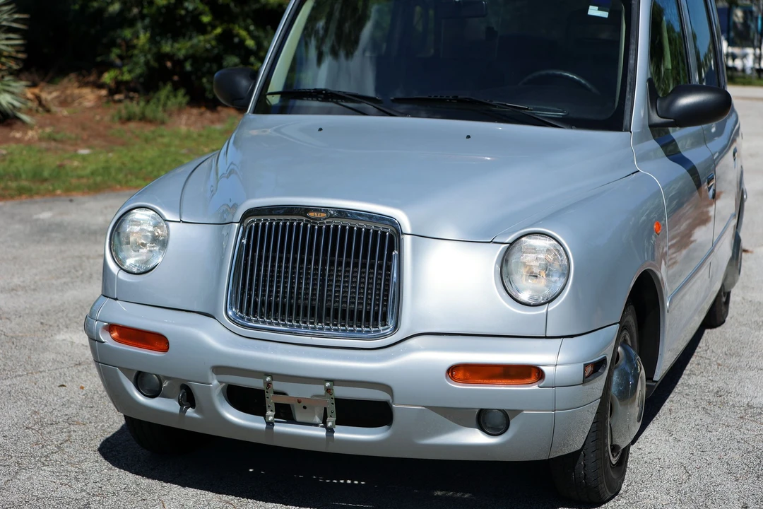 2004 LTI - Image 19 of 31