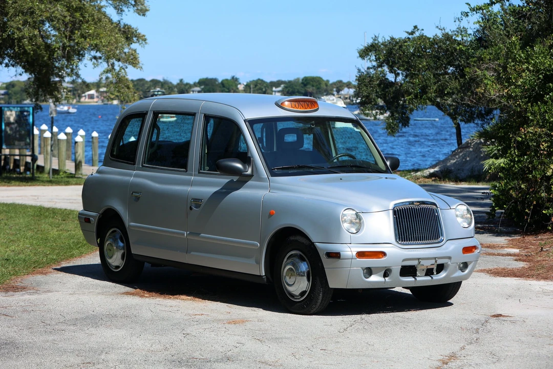 2004 LTI - Image 11 of 31