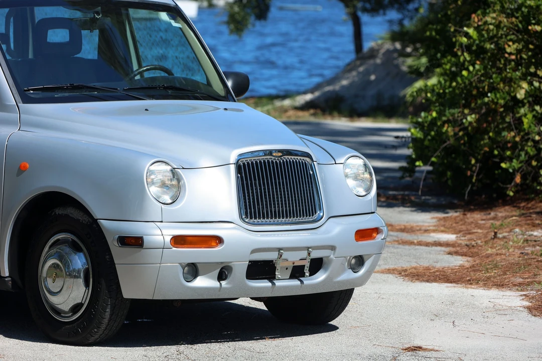 2004 LTI - Image 27 of 31