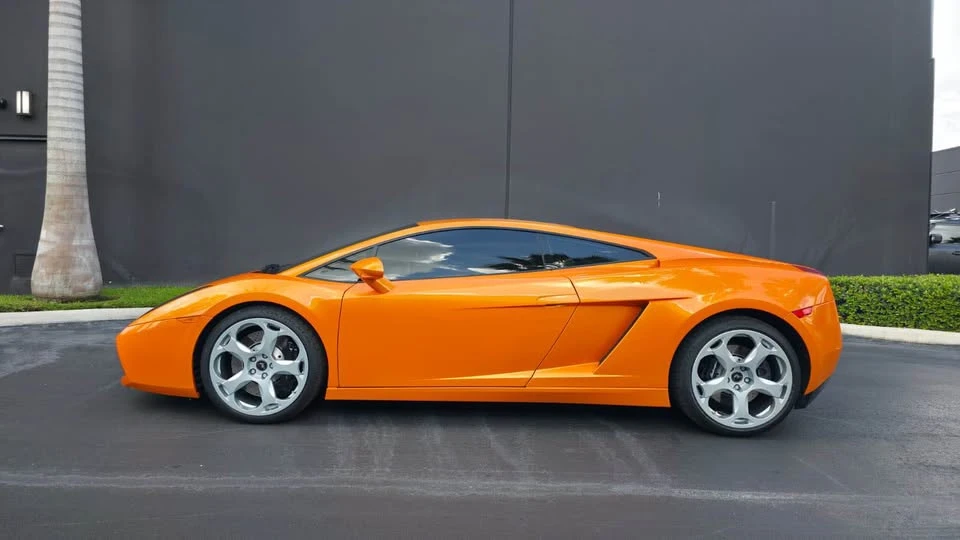 2004 Lamborghini Gallardo - Image 2 of 16
