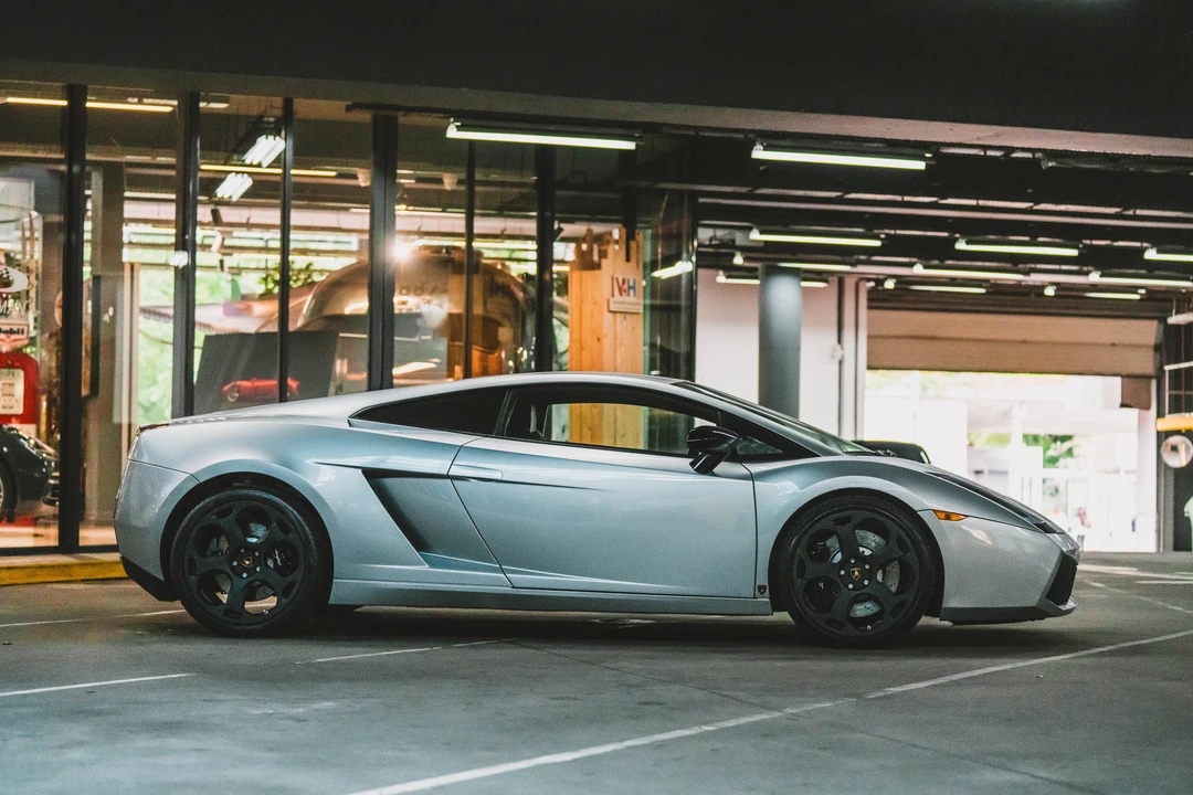 2004 Lamborghini Gallardo - Image 9 of 31
