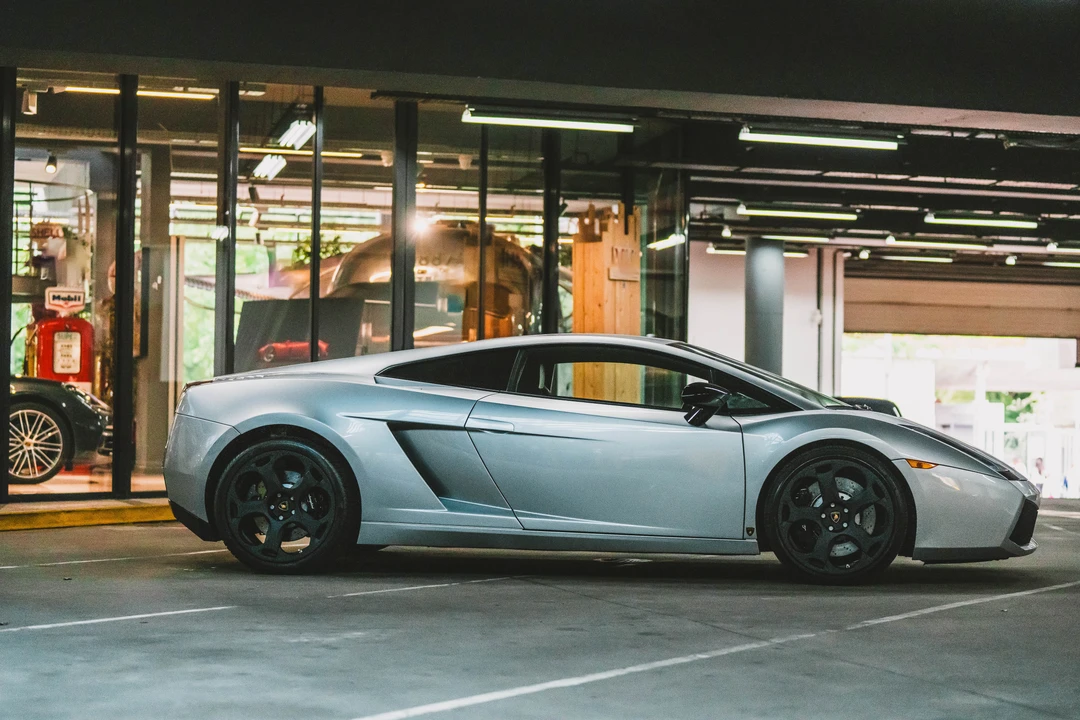 2004 Lamborghini Gallardo - Image 17 of 31
