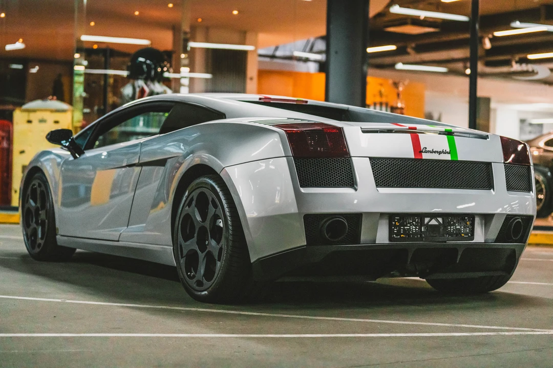 2004 Lamborghini Gallardo - Image 14 of 31