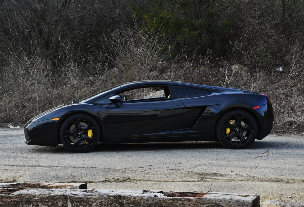 2004 Lamborghini Gallardo - Image 7 of 31