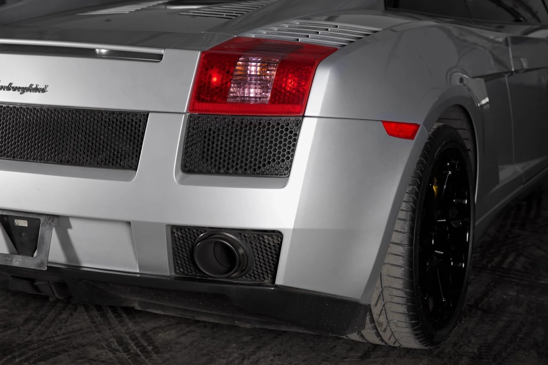2004 Lamborghini Gallardo - Image 27 of 31