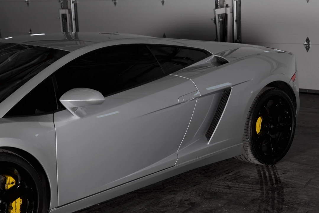 2004 Lamborghini Gallardo - Image 13 of 31