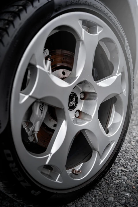 2004 Lamborghini Gallardo - Image 27 of 31