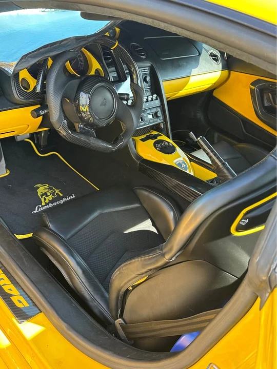 2004 Lamborghini Gallardo - Image 2 of 21