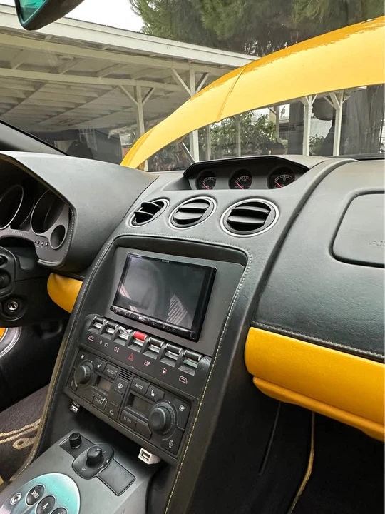 2004 Lamborghini Gallardo - Image 14 of 16