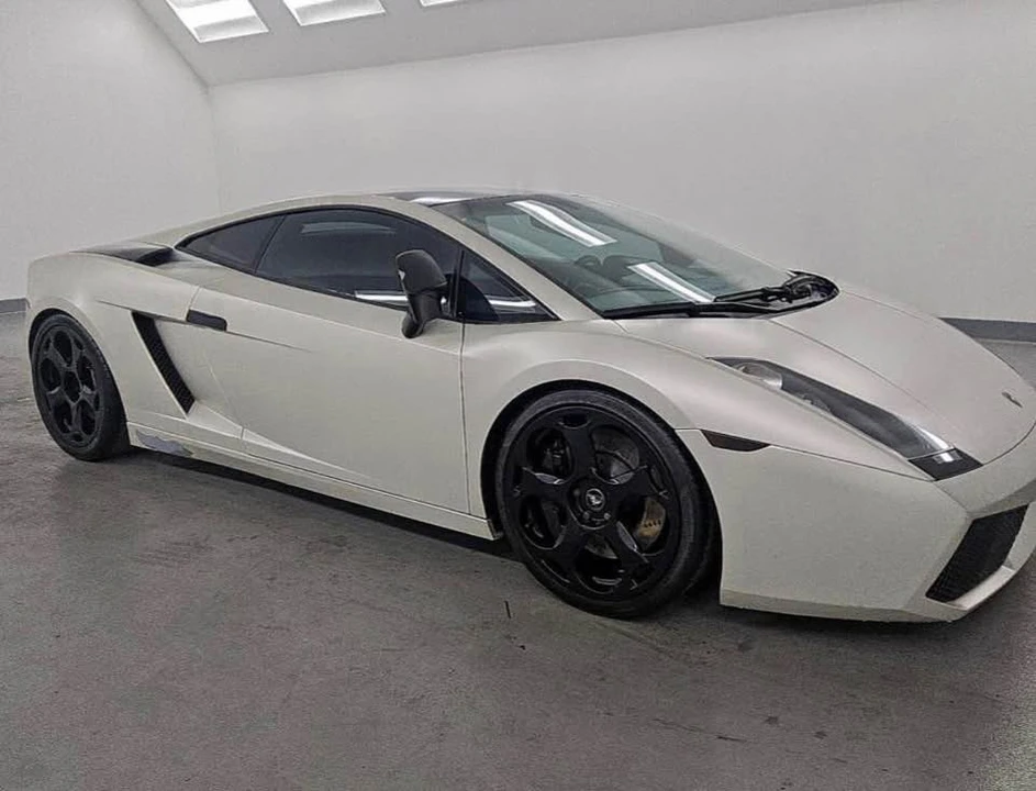 2004 Lamborghini Gallardo - Image 2 of 8