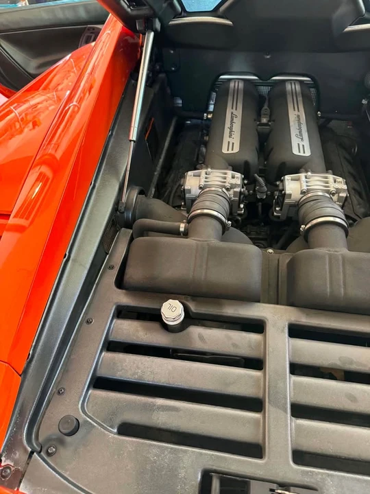 2004 Lamborghini Gallardo - Image 15 of 17
