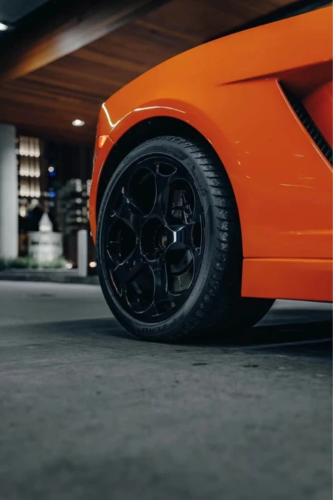 2004 Lamborghini Gallardo - Image 11 of 17