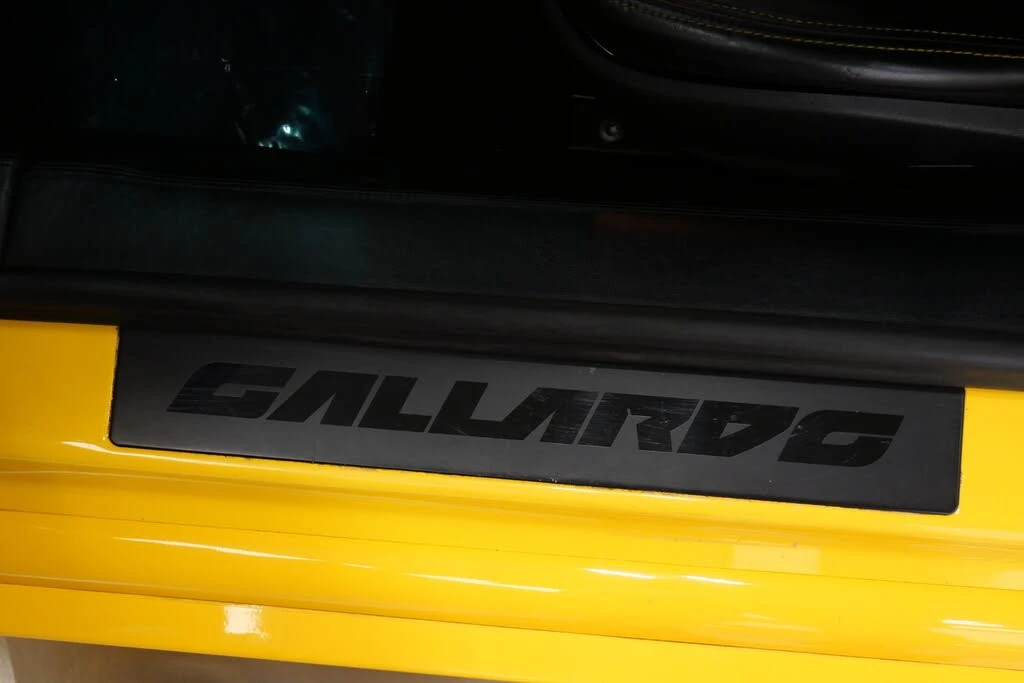2004 Lamborghini Gallardo - Image 29 of 31