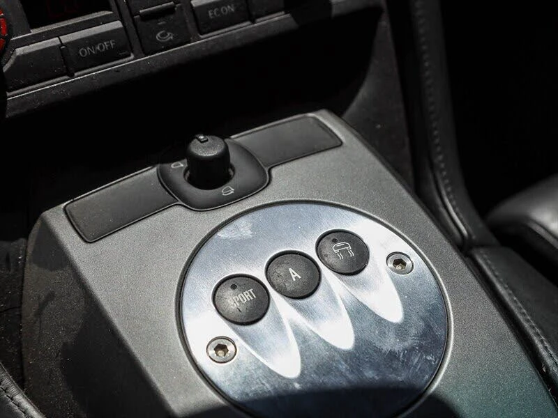 2004 Lamborghini Gallardo - Image 26 of 31