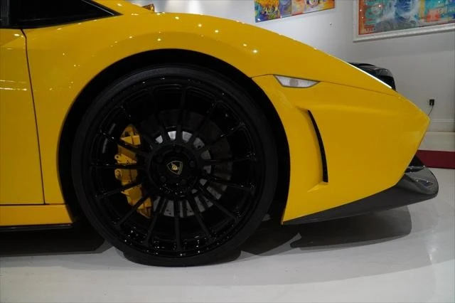2004 Lamborghini Gallardo - Image 27 of 31