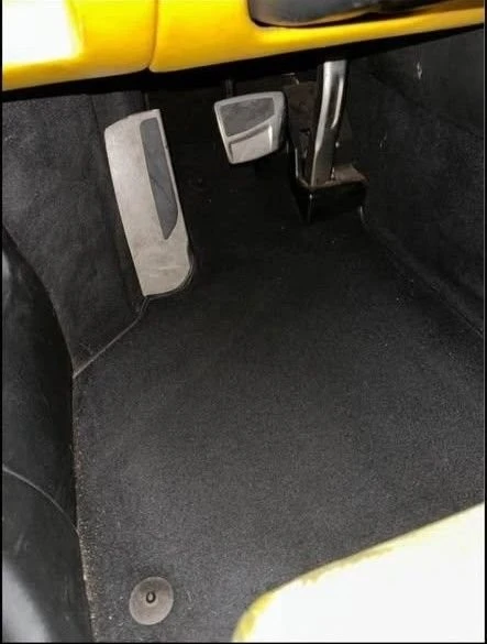 2004 Lamborghini Gallardo - Image 16 of 16