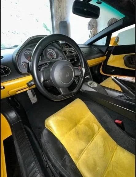 2004 Lamborghini Gallardo - Image 11 of 16