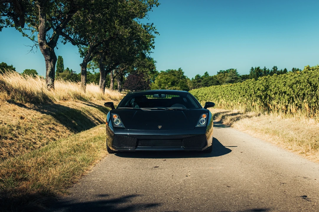 2004 Lamborghini Gallardo - Image 2 of 31