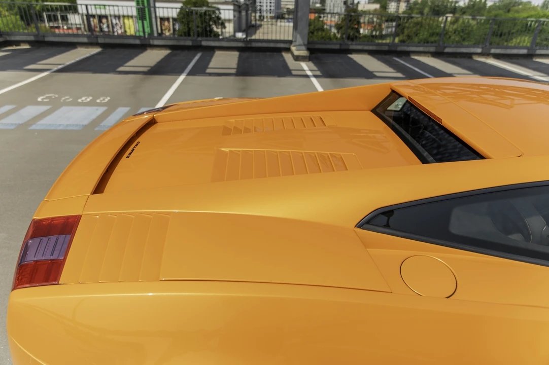 2004 Lamborghini Gallardo - Image 11 of 31