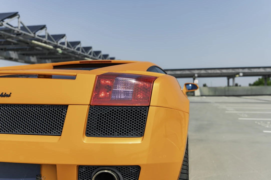2004 Lamborghini Gallardo - Image 14 of 31