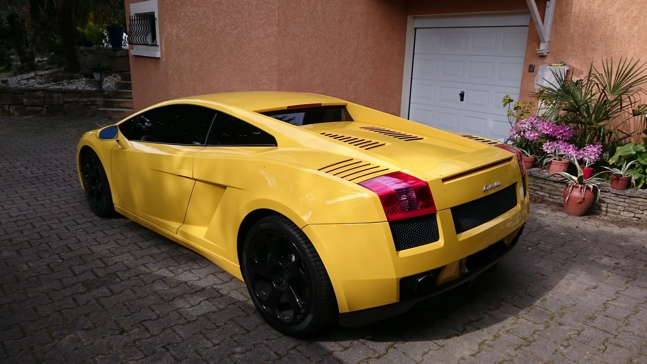 2004 Lamborghini Gallardo - Image 11 of 31