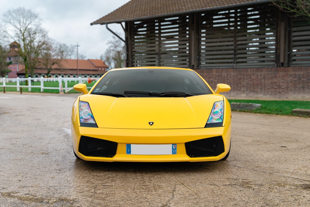 2004 Lamborghini Gallardo - Image 2 of 31
