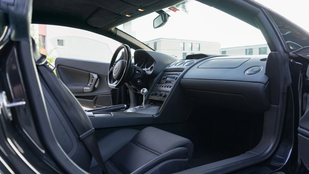 2004 Lamborghini Gallardo - Image 6 of 31