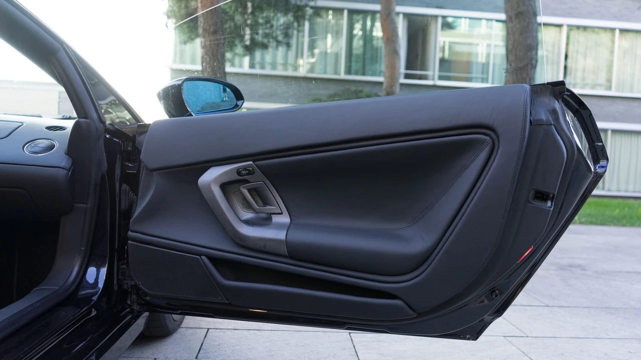 2004 Lamborghini Gallardo - Image 31 of 31