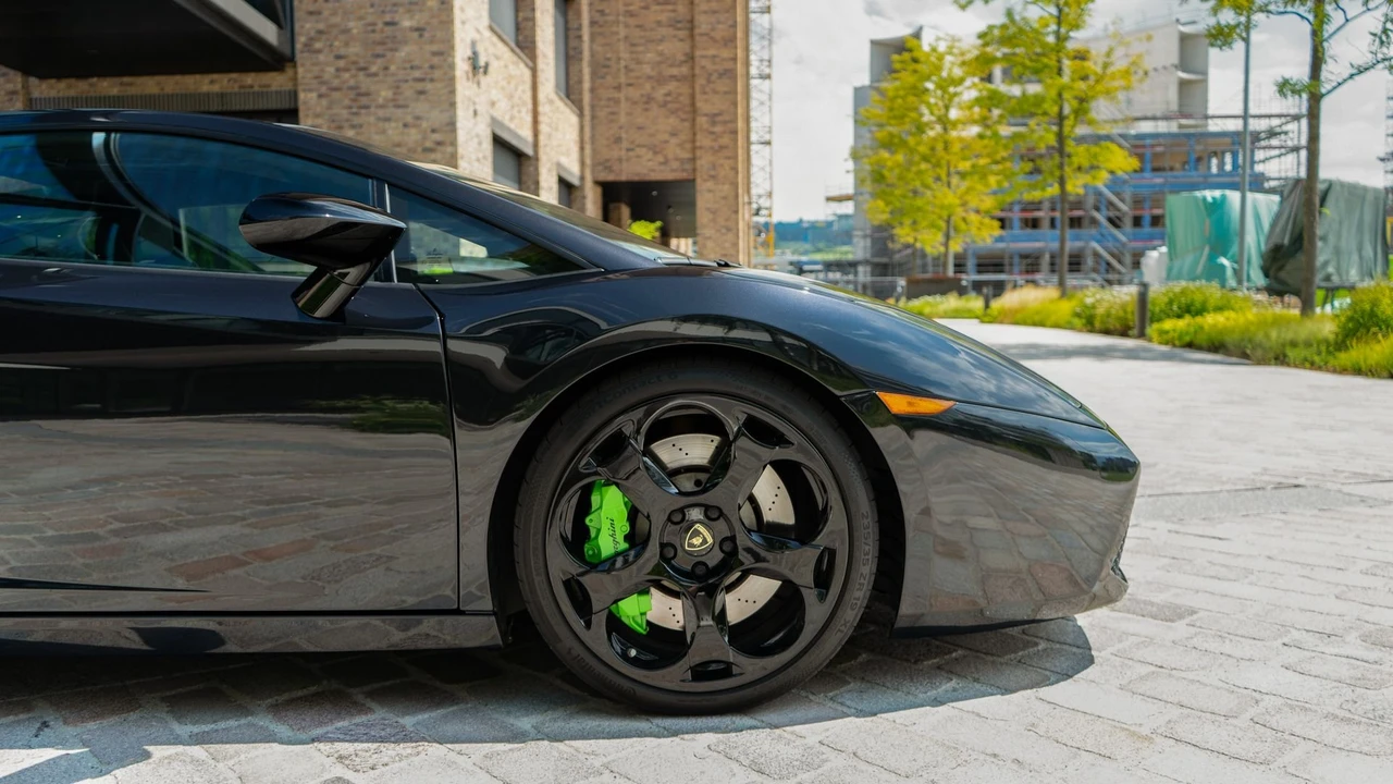 2004 Lamborghini Gallardo - Image 11 of 31