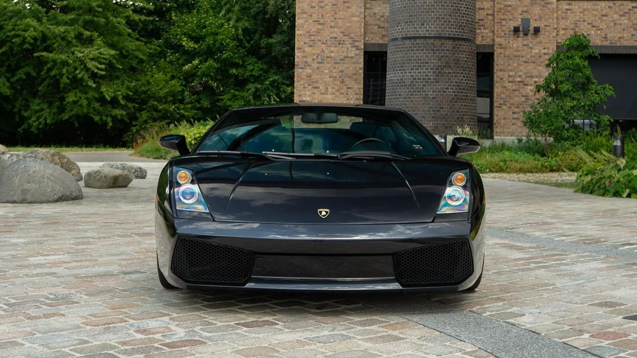 2004 Lamborghini Gallardo - Image 2 of 31