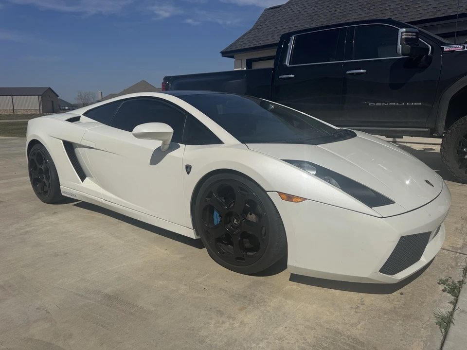 2004 Lamborghini Gallardo - Image 2 of 9
