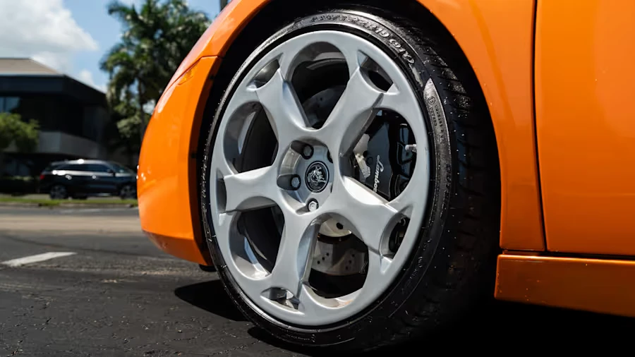 2004 Lamborghini Gallardo - Image 14 of 30
