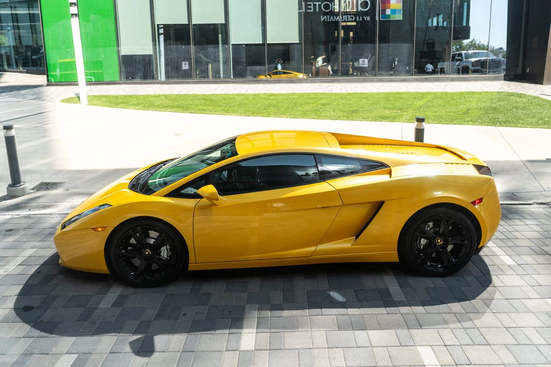 2004 Lamborghini Gallardo - Image 11 of 31