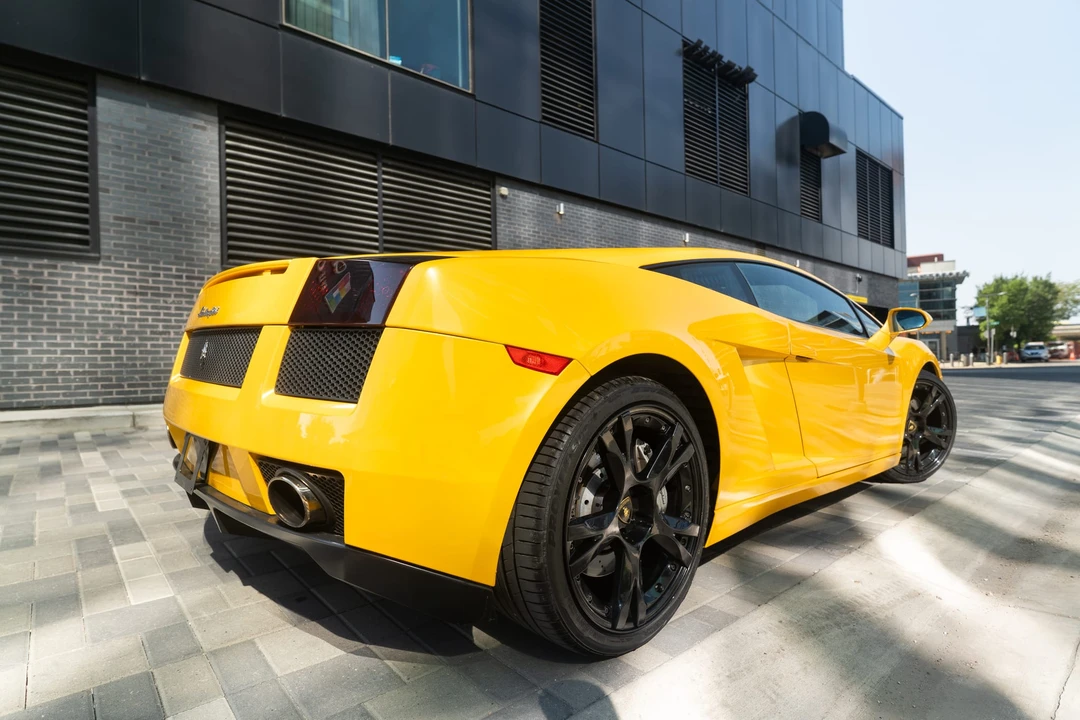 2004 Lamborghini Gallardo - Image 17 of 31