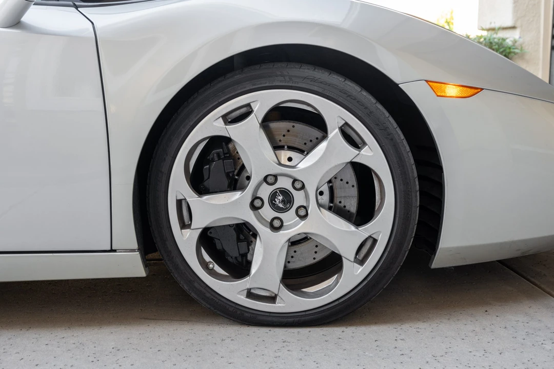 2004 Lamborghini Gallardo - Image 24 of 31