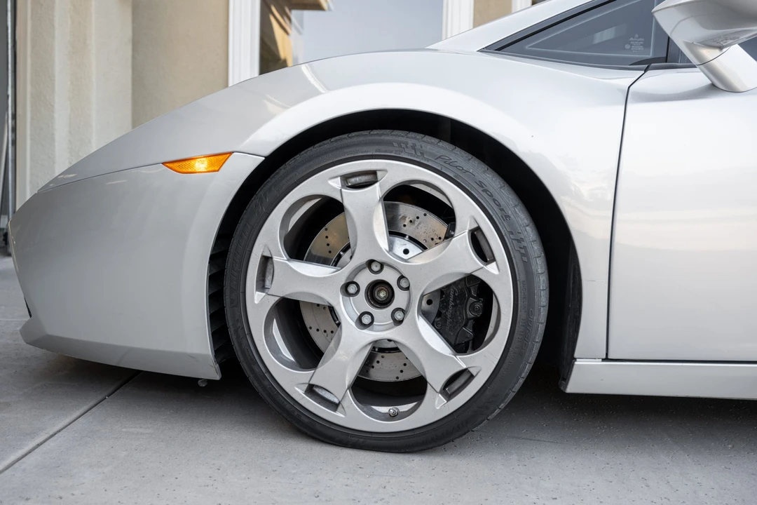 2004 Lamborghini Gallardo - Image 27 of 31
