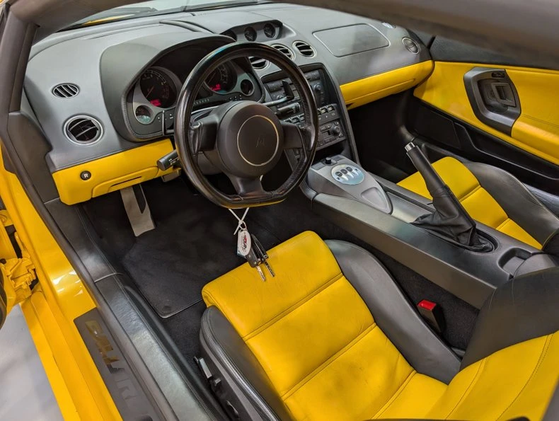 2004 Lamborghini Gallardo - Image 16 of 20