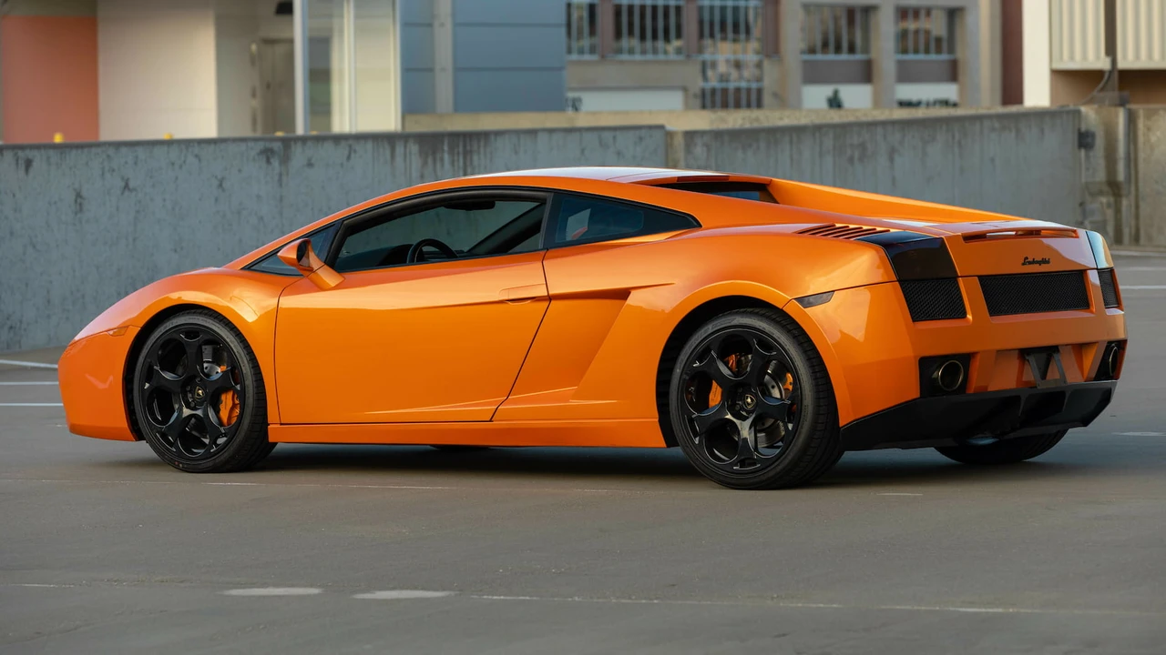 2004 Lamborghini Gallardo - Image 13 of 31