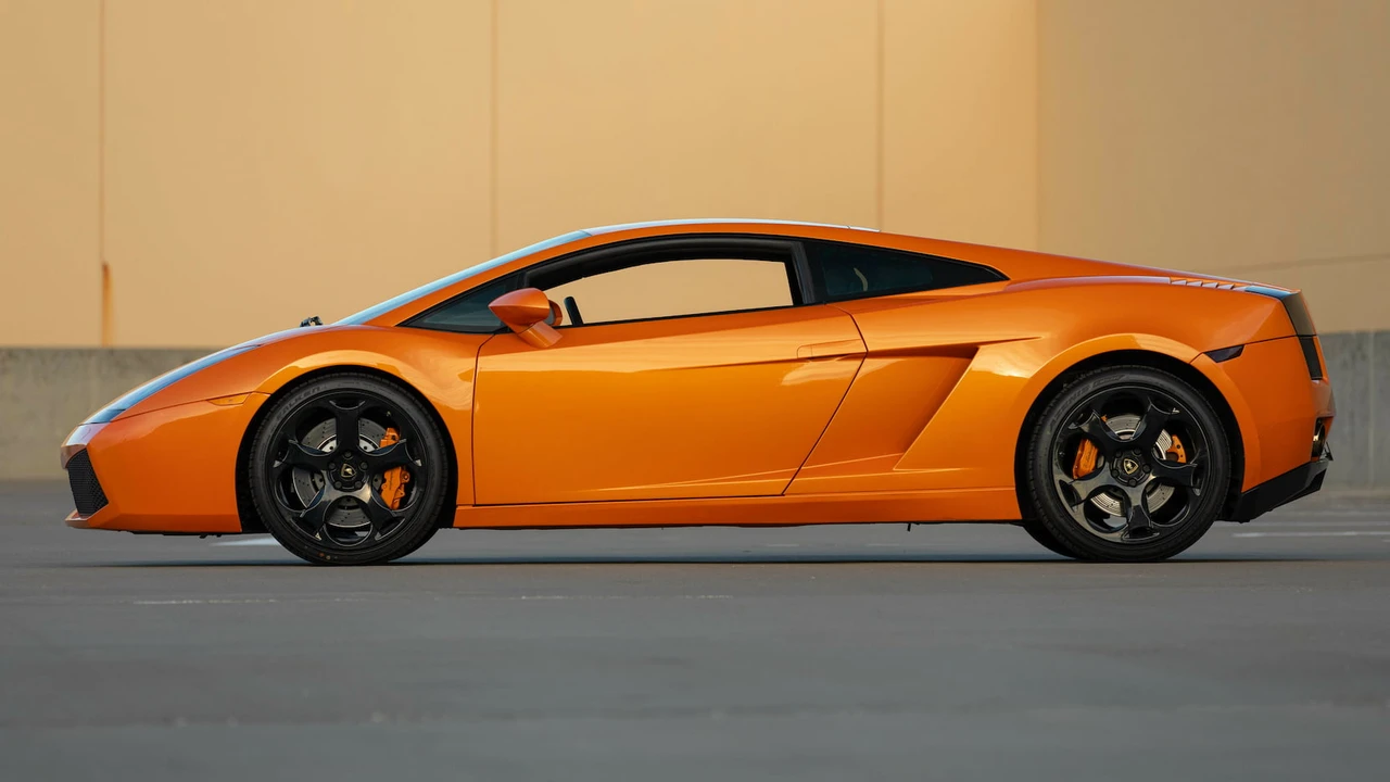 2004 Lamborghini Gallardo - Image 2 of 31