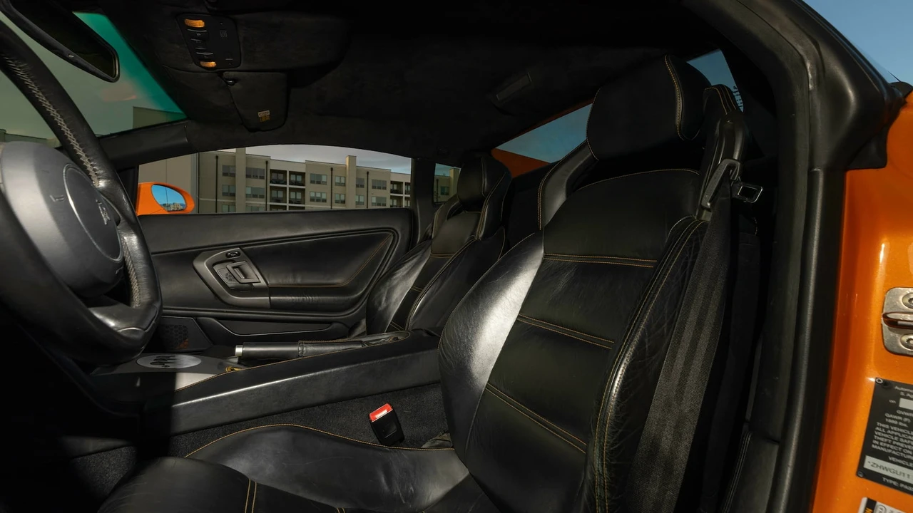 2004 Lamborghini Gallardo - Image 28 of 31
