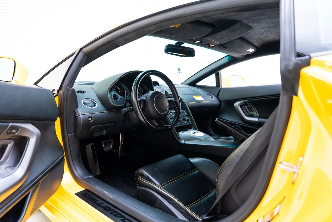 2004 Lamborghini Gallardo - Image 2 of 21