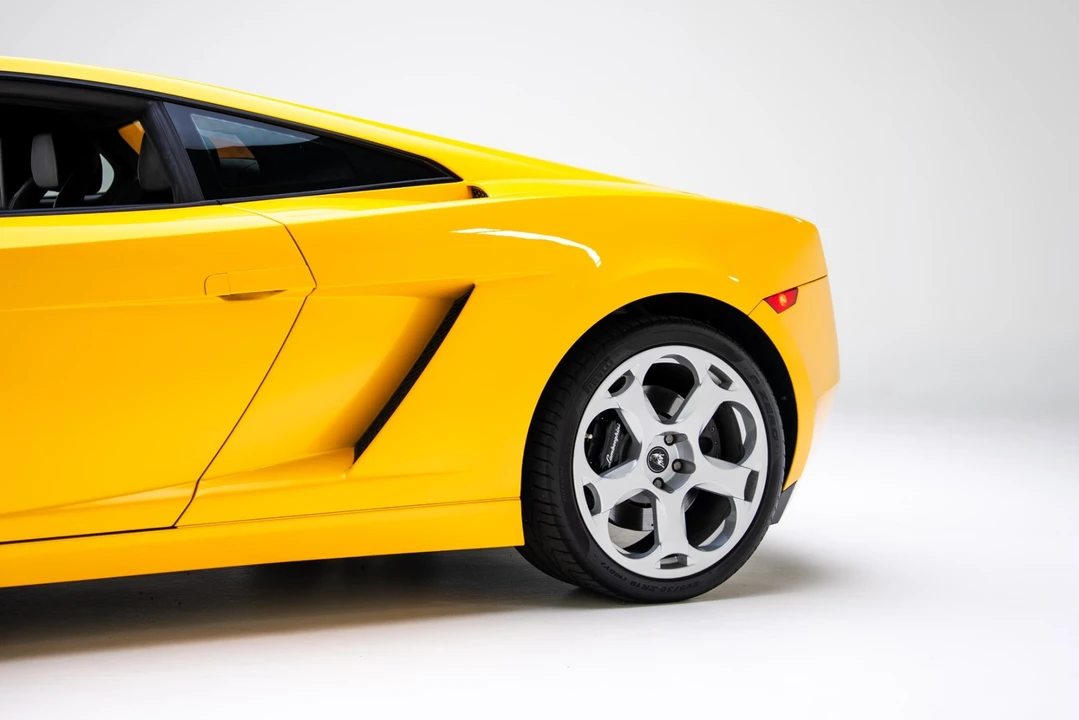 2004 Lamborghini Gallardo - Image 16 of 21