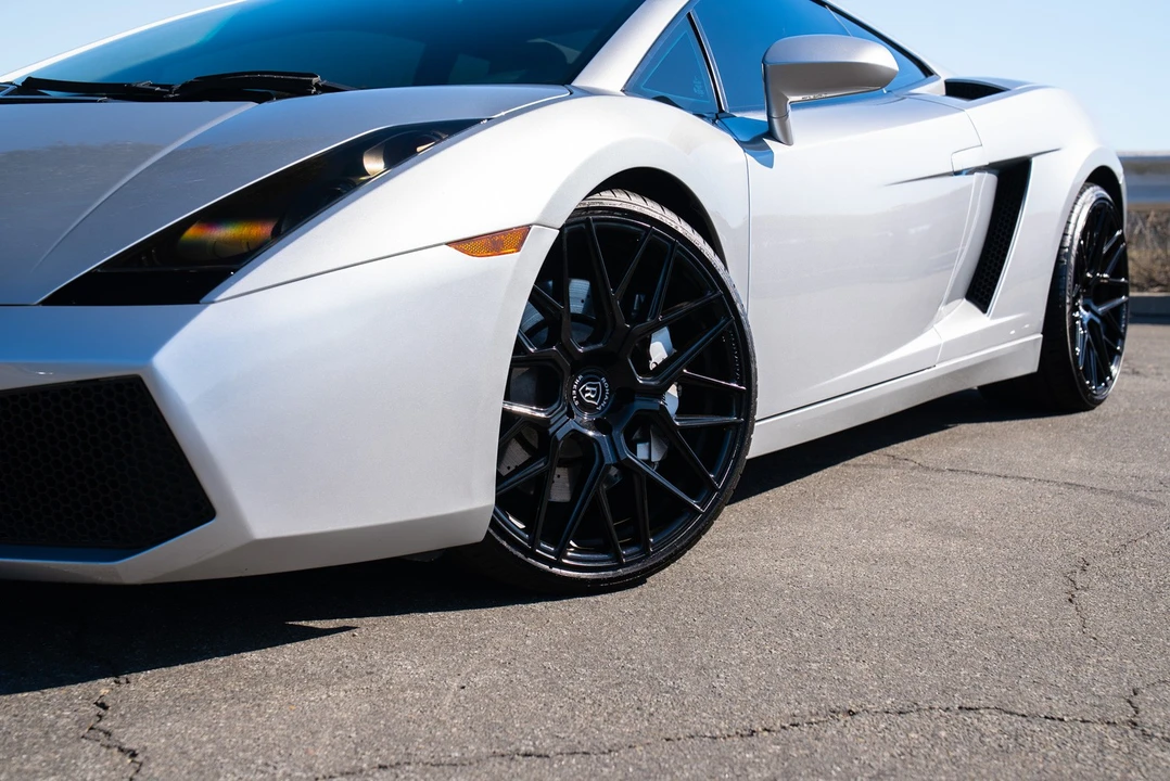 2004 Lamborghini Gallardo - Image 2 of 21