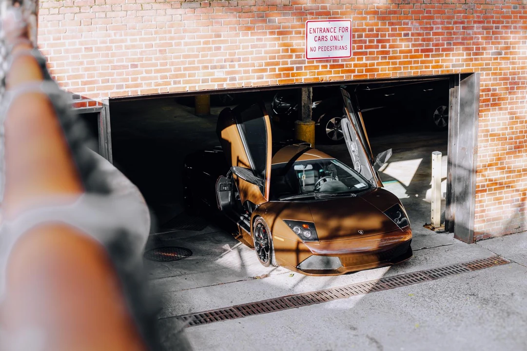 2004 Lamborghini Murcielago - Image 19 of 31