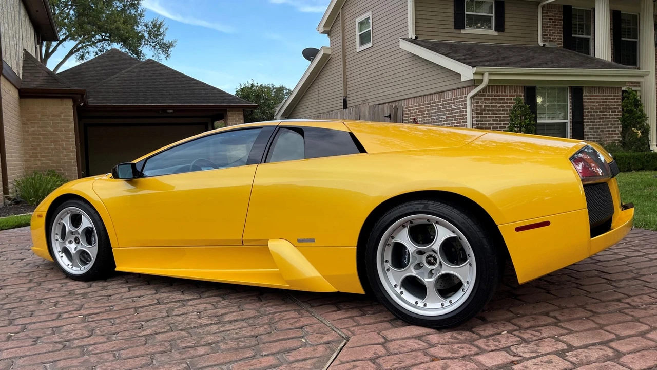 2004 Lamborghini Murcielago - Image 16 of 31